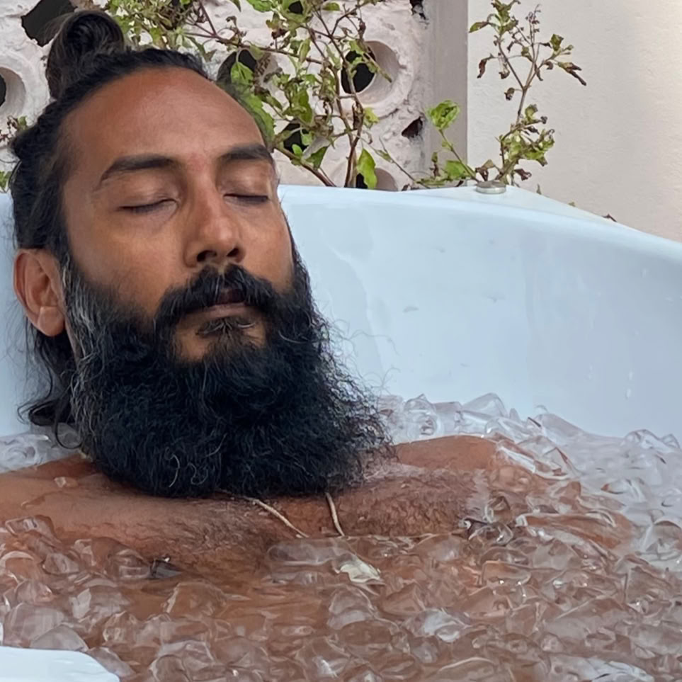 IJsbad & Ademhalingsmeditatie
