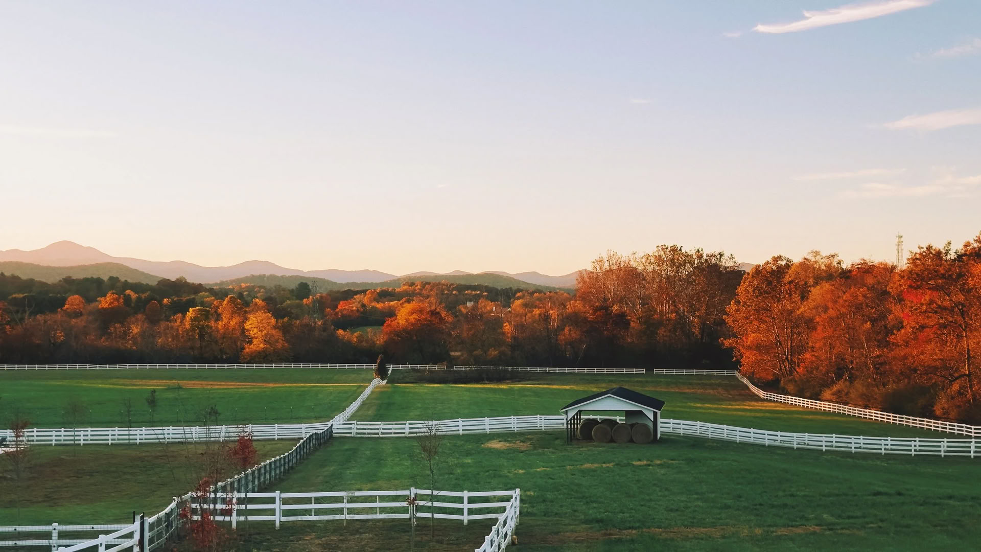 Kaarsverlichte Sound Healing-bad - The Sanctuary op The Horse Shoe Farm met Kelly Flowers