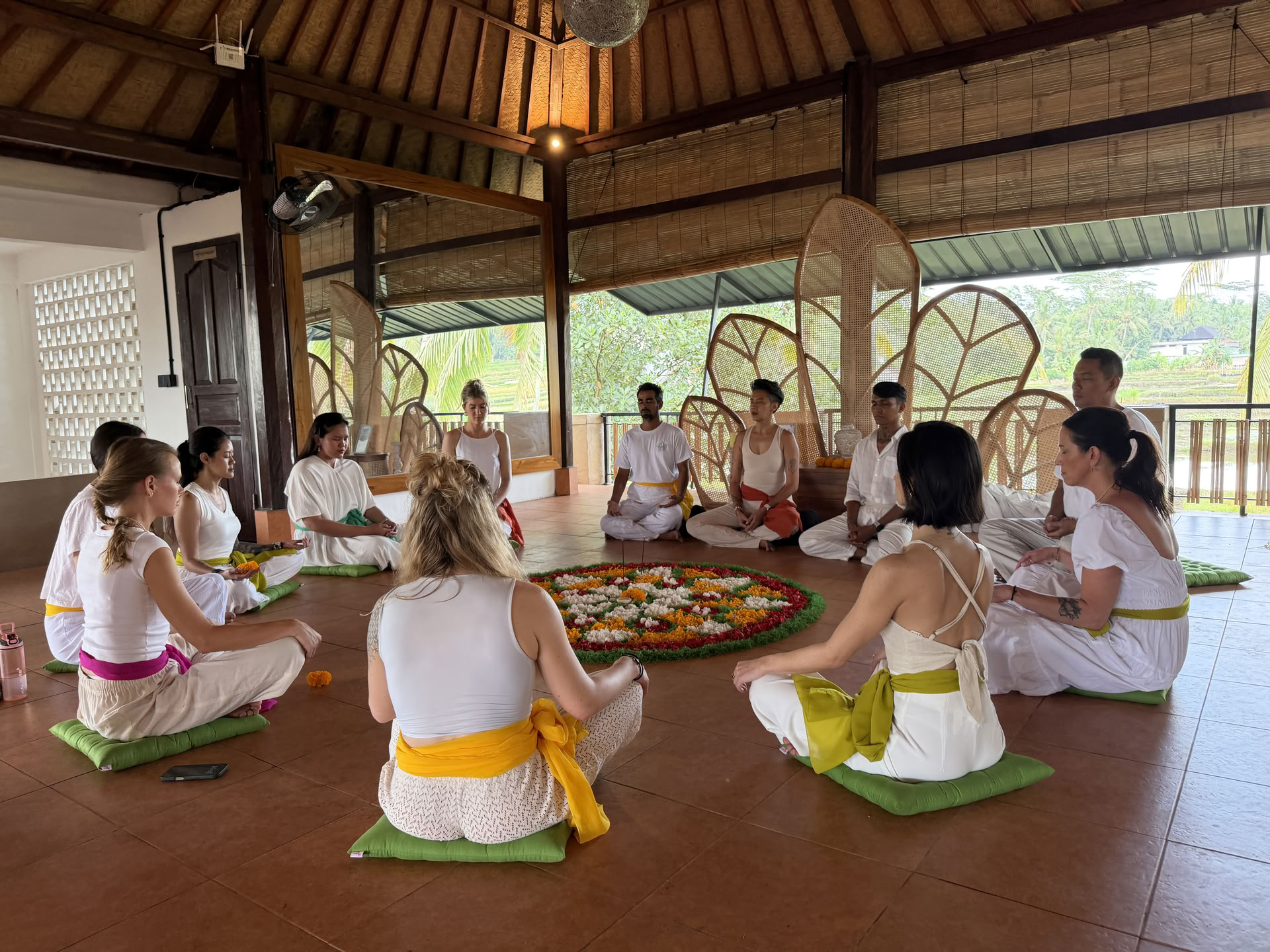 200-uurs yogadocentenopleiding op Bali
