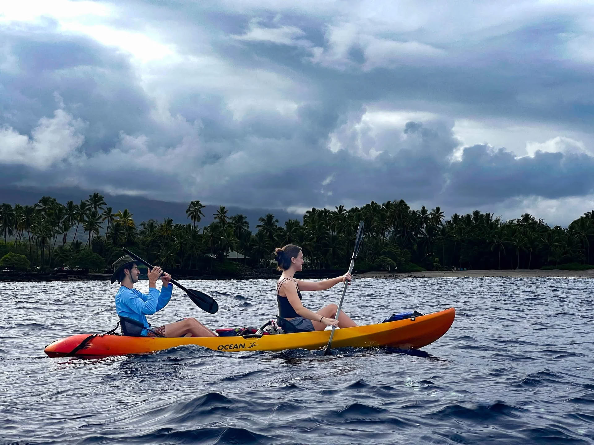 Hawaï op Maat Retreats — Co-creatie Somatische Therapie Wellness