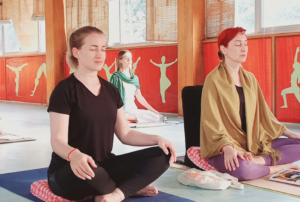 500-uurs yogadocentenopleiding in Rishikesh – 3 feb.