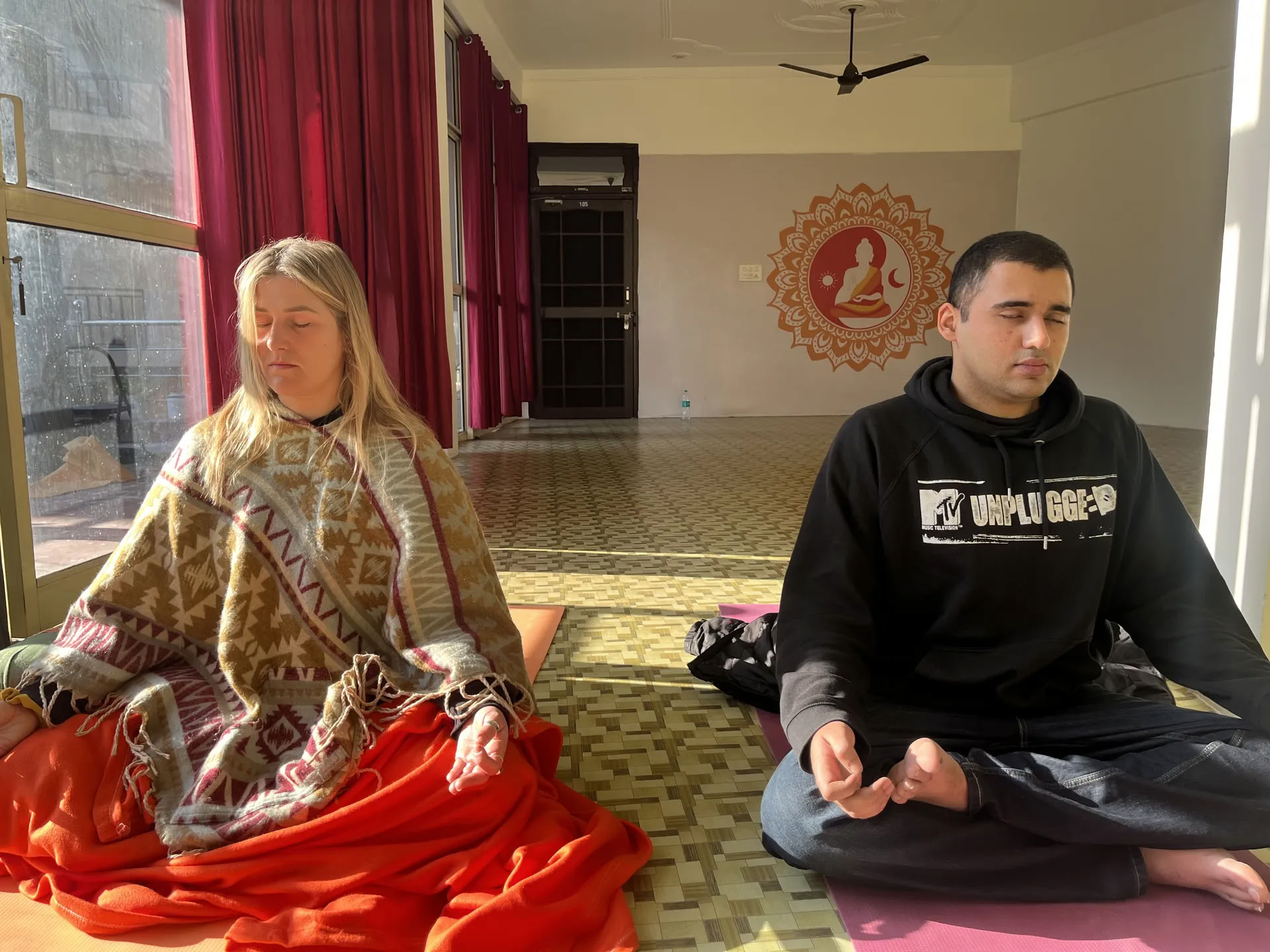 200-uurs yogadocentenopleiding