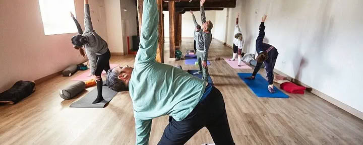 Yoga- en vitaliteitsretreat: de lentekracht in de Pyreneeën ontwaken