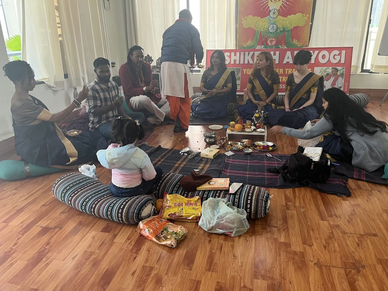 300-uurs yogadocentenopleiding in Rishikesh