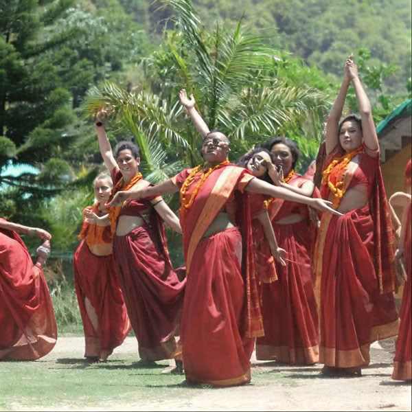 300-uurs yogadocentenopleiding in Rishikesh