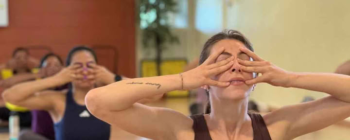 100-uurs residentiële pranayama-docentenopleiding