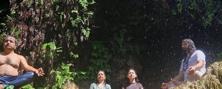 7-daagse verborgen yogaretreat in Rishikesh