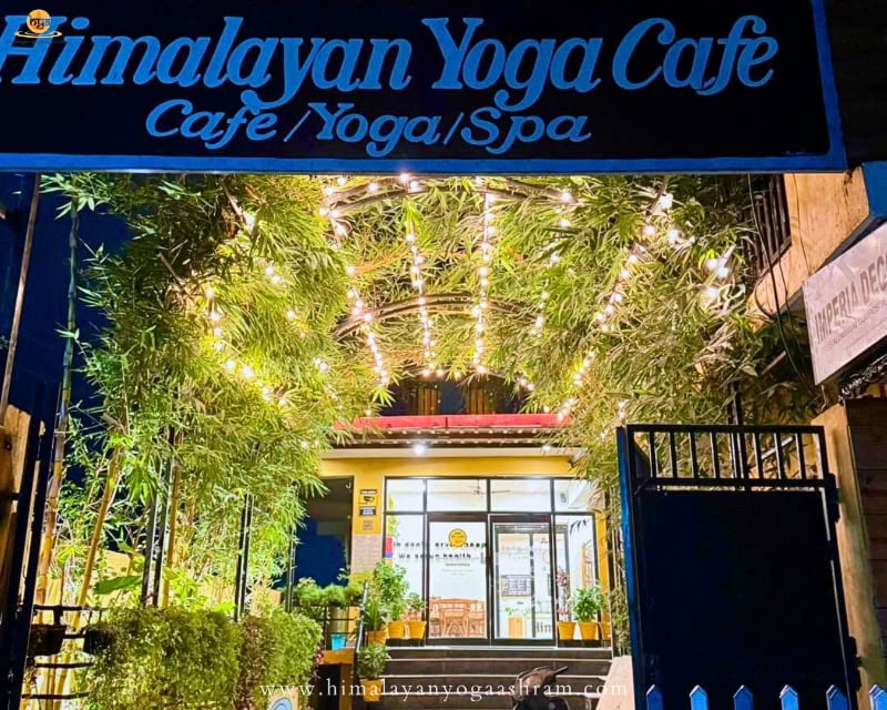 Prenatale & Postnatale Yogadocentenopleiding op Bali