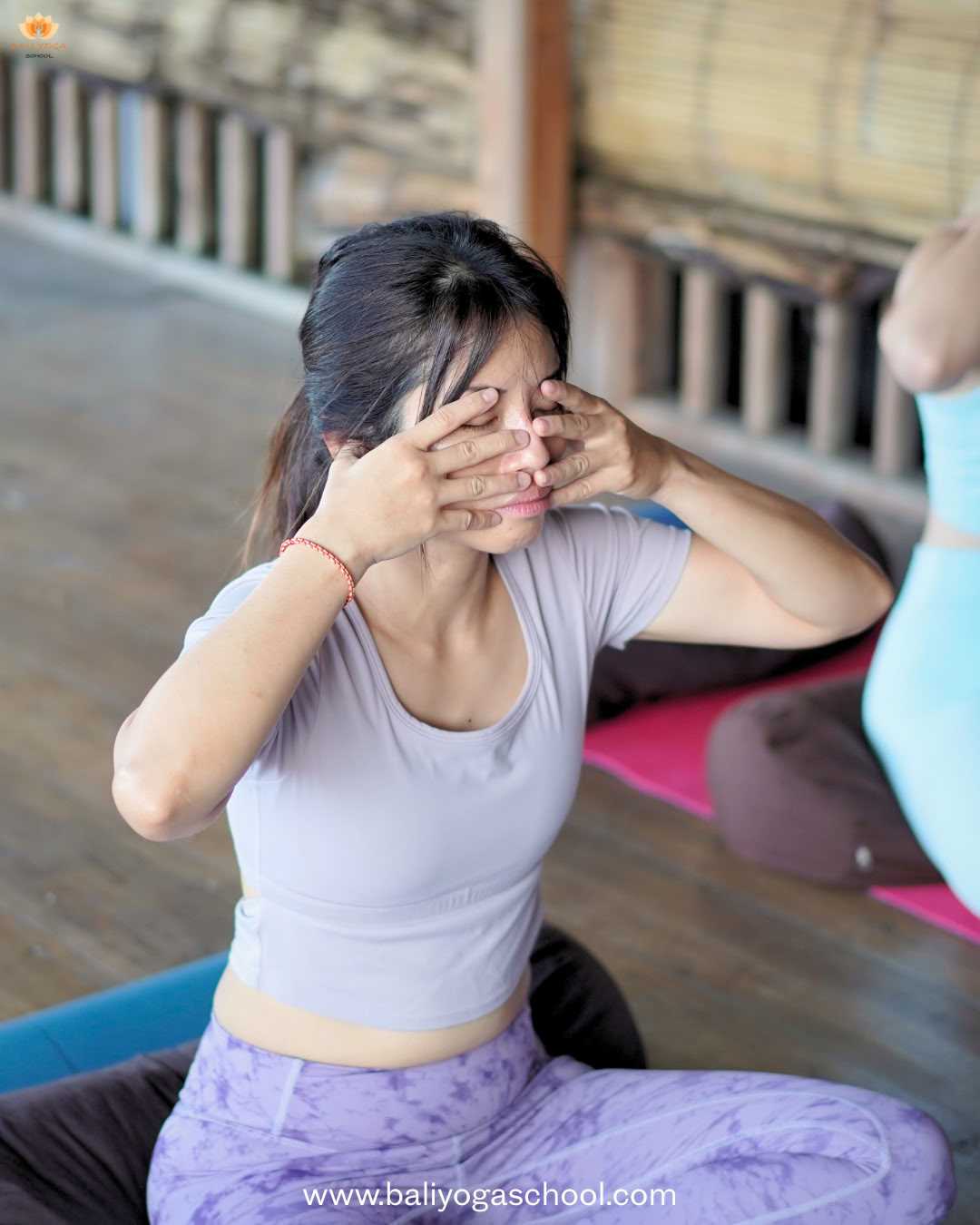 100 uur yin-yogadocentenopleiding op Bali, Indonesië