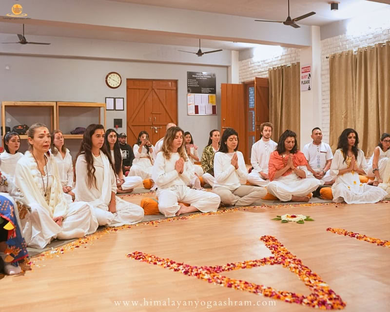 100-uurs yogadocentenopleiding in Rishikesh, India