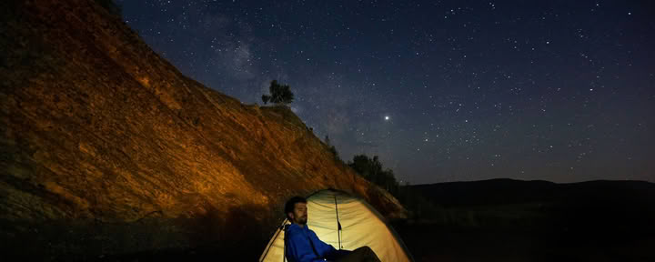 Sterrenkijken en astronomie: de nachtelijke hemel verkennen