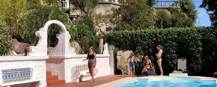 Yoga- en surfretreat in september in Portugal