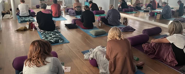 Meditatieles op het strand 🏖️ (Holland on S)