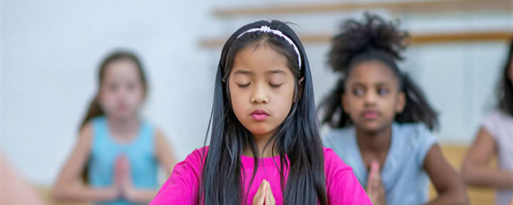 Jonge Raben - Yoga voor kinderen & speltherapie