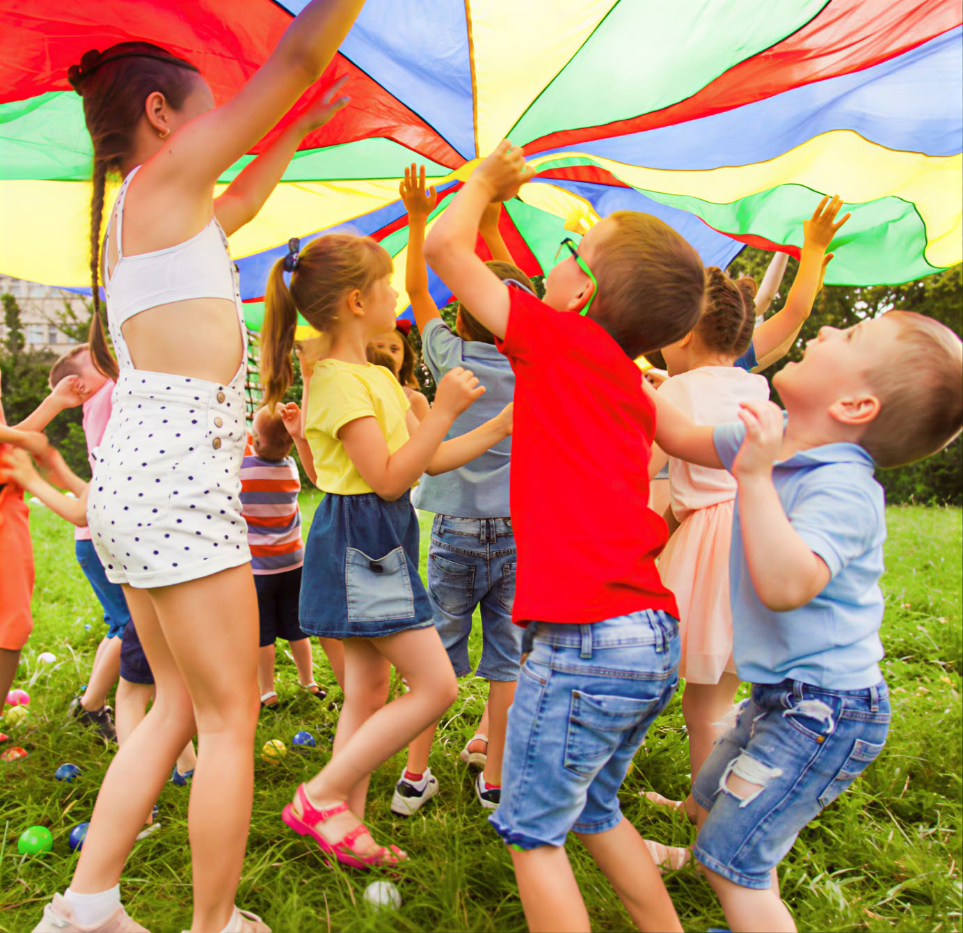 Yoga- en veerkracht-geïnspireerde bewegings- en mindfulnesskampen voor kinderen