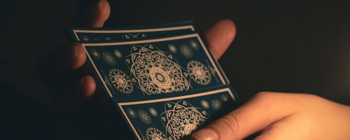 Tarot met Effie Kalaitzidis in Lincoln Park