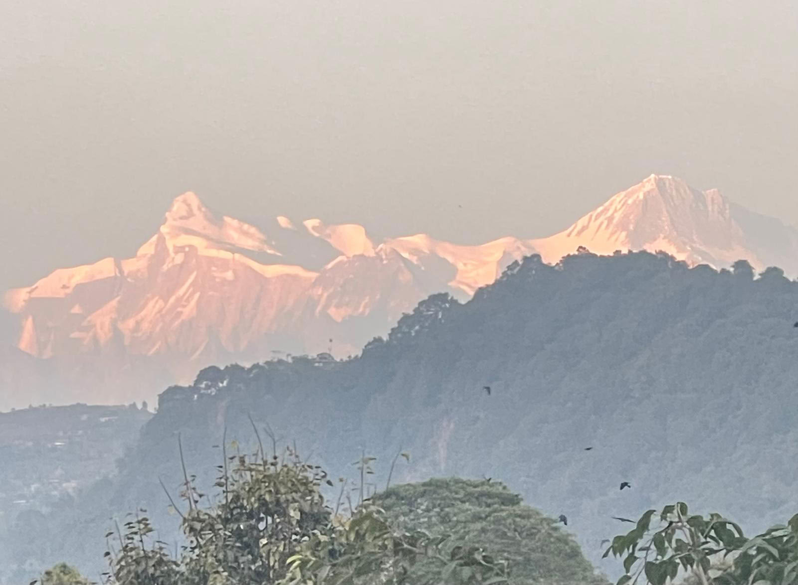 Himalayaans retraite voor heling en avontuur