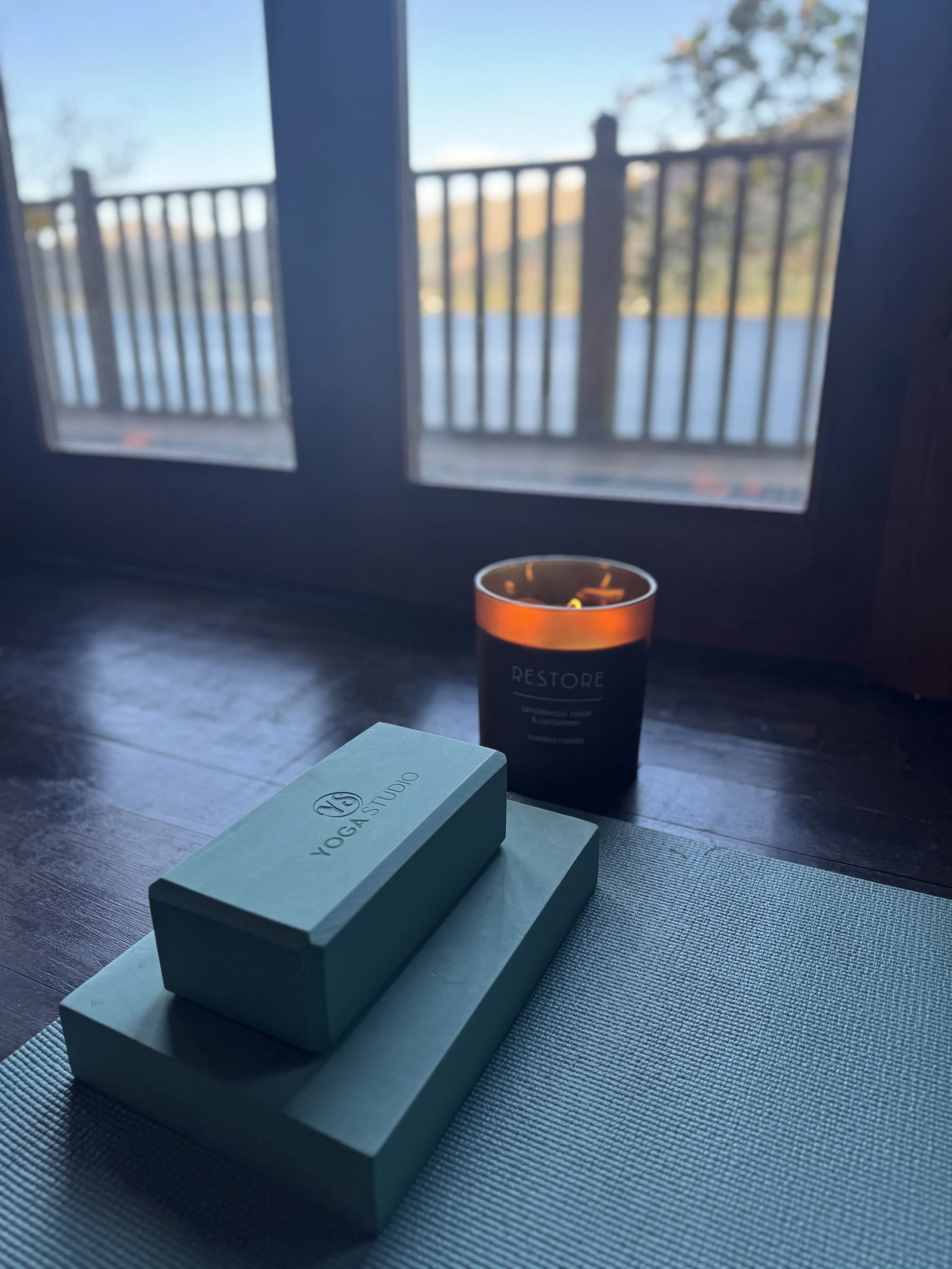 Een herstellende yogaretreat met Joni Brown