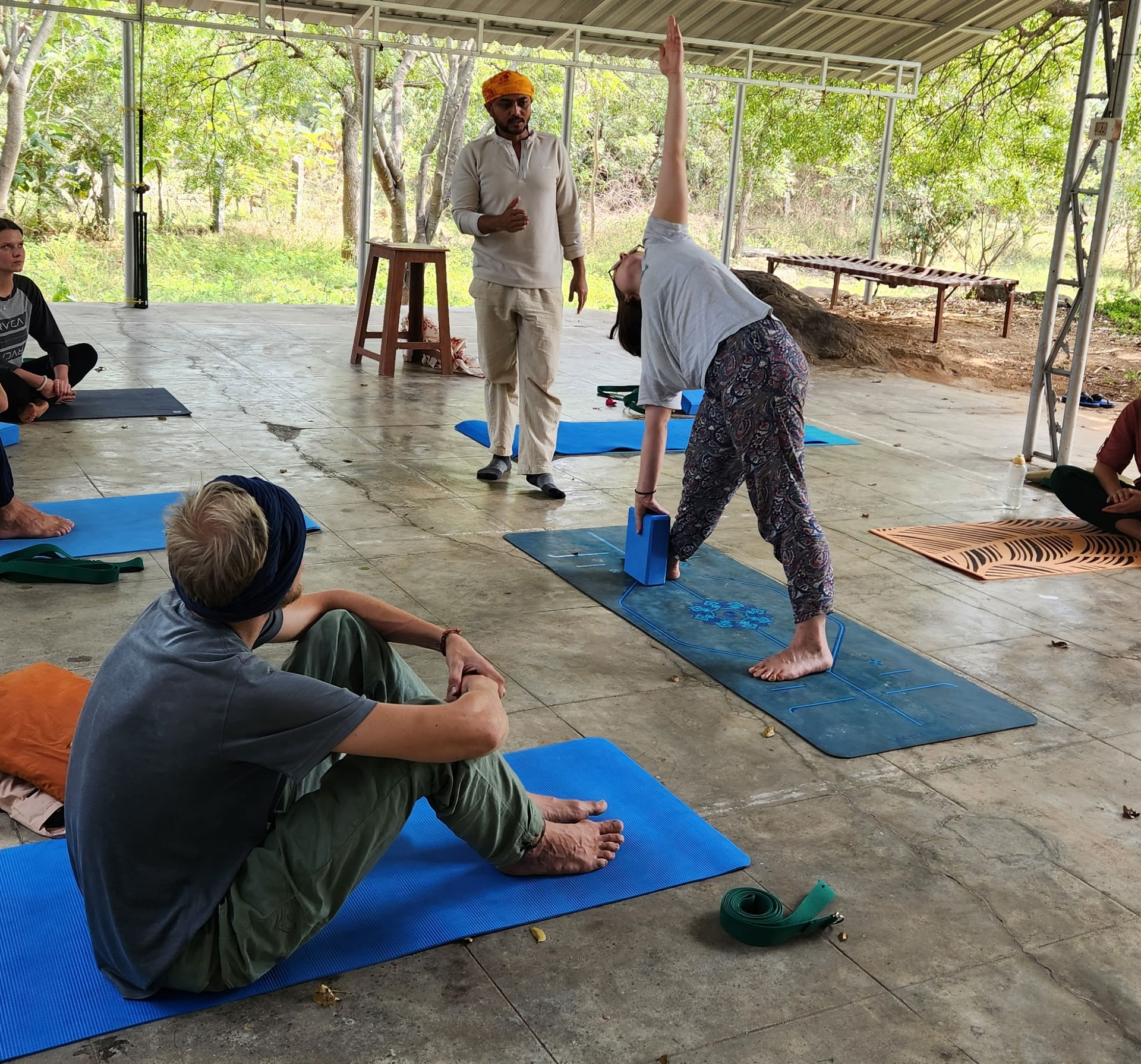 200-uurs yogadocentenopleiding