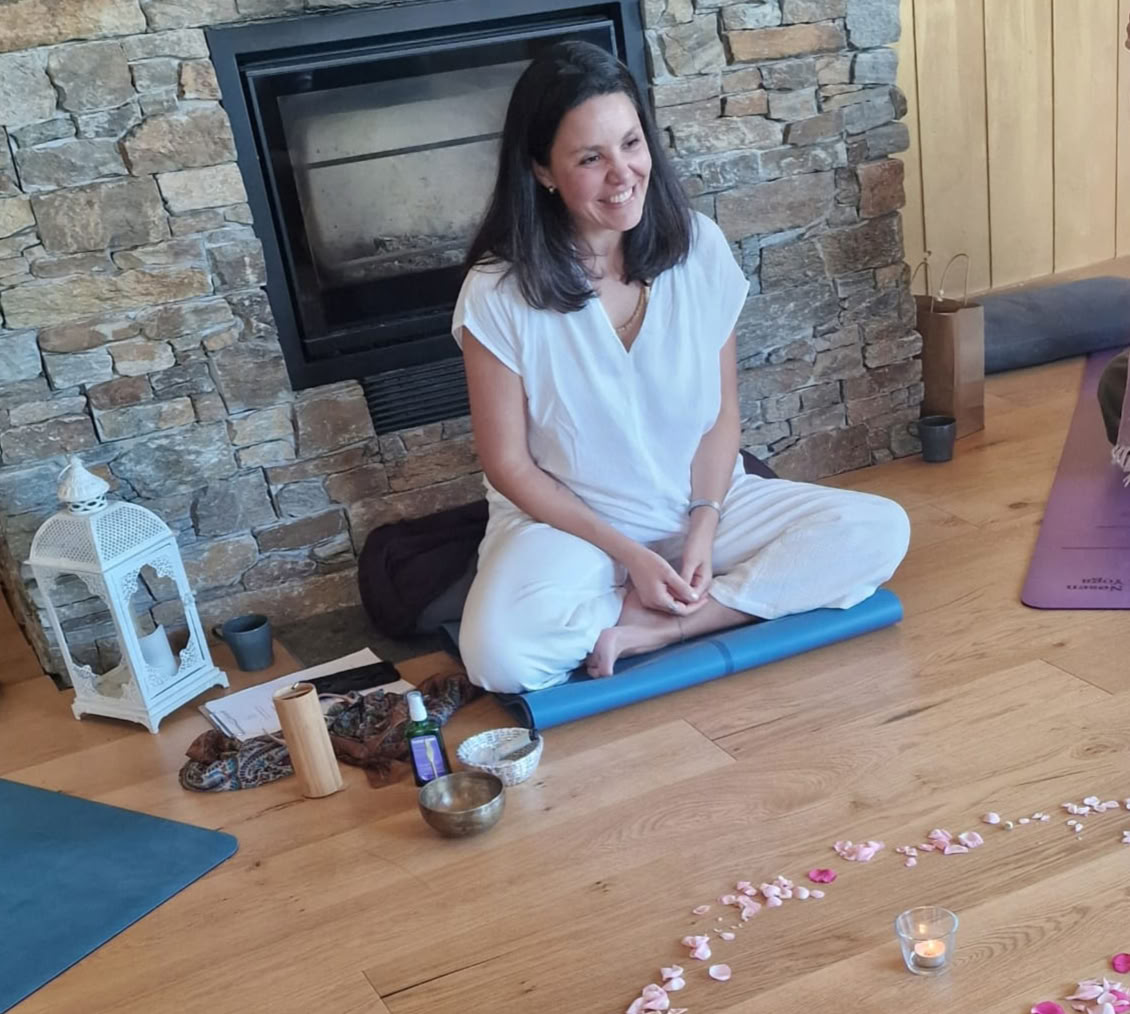 Adem van de Herfst: Een Herstellende Yogaretreat voor Stressverlichting