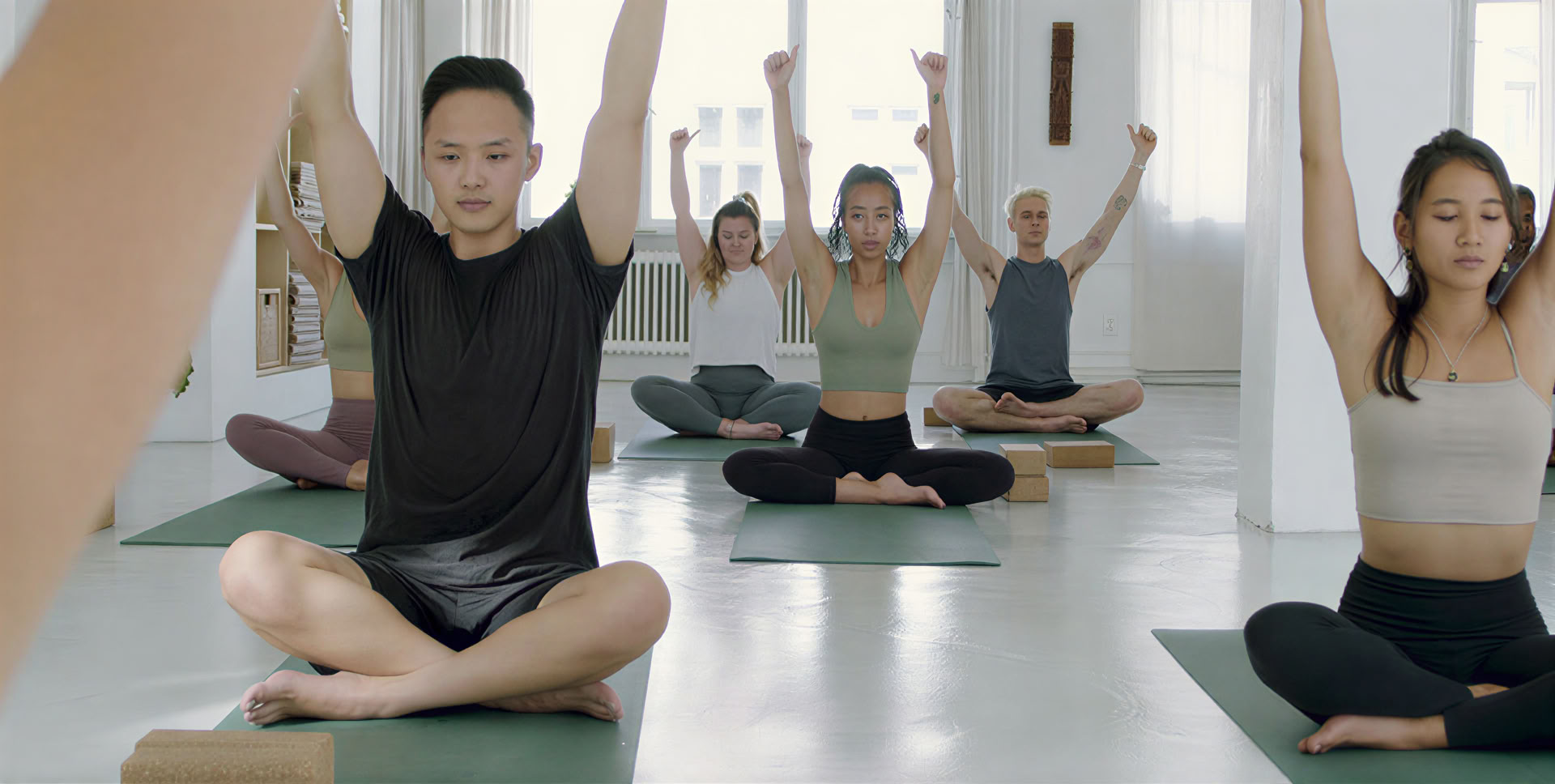 150 uur gevorderde yogadocentopleiding: uitzetten en stralen
