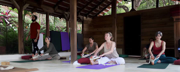 200-uurs Ashtanga Vinyasa- en Yin-yogadocentenopleiding