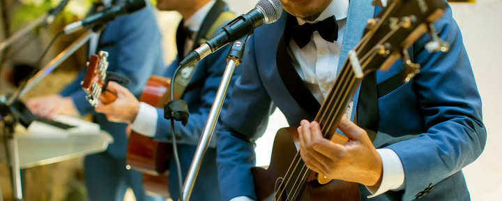 Groovy band voor huwelijksrecepties