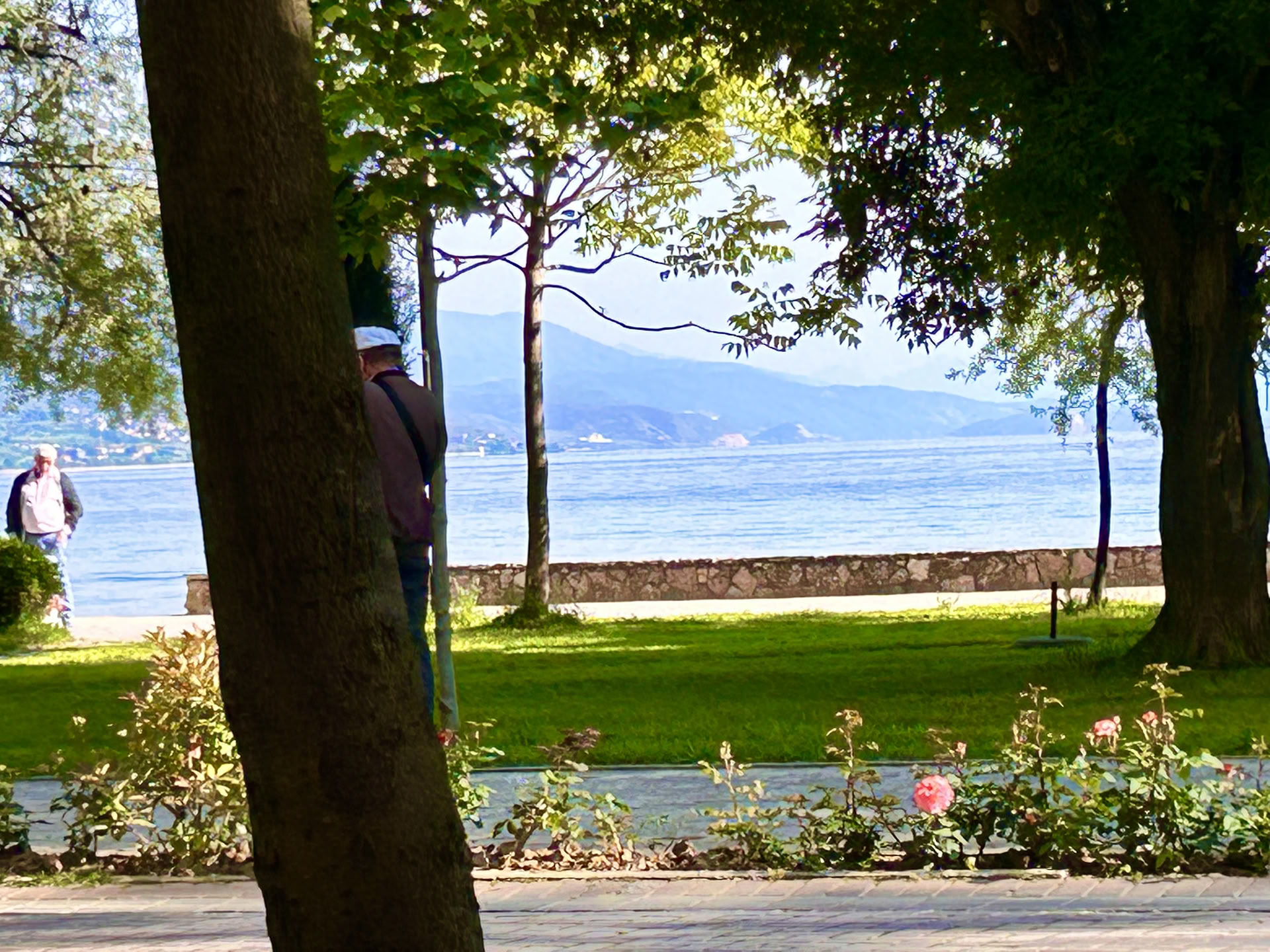 Vind Je Kracht: Yoga en Zelfverdediging aan het Meer van Ohrid