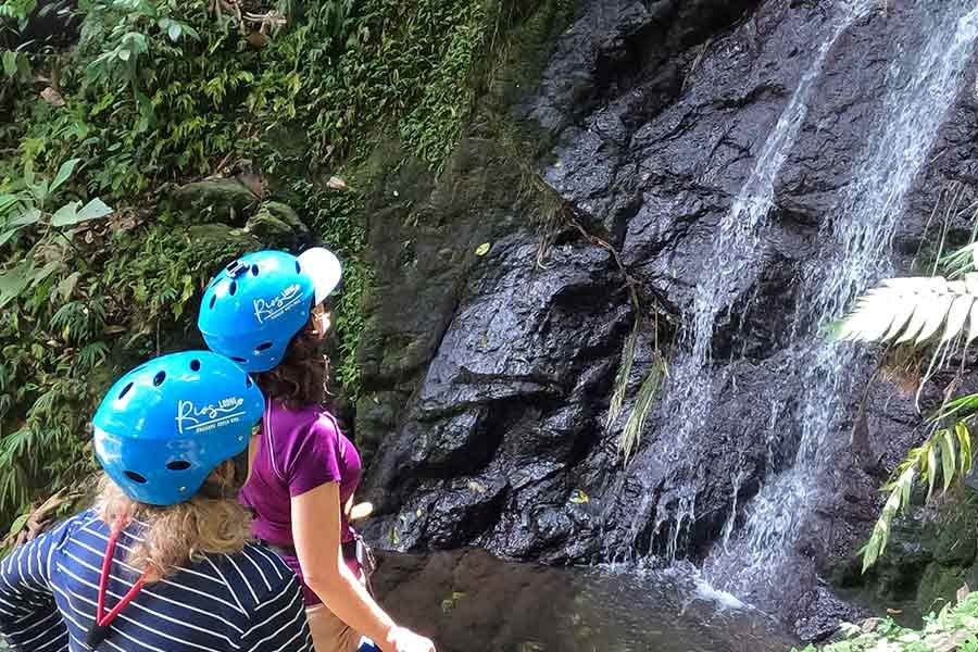 Ziplinen over de Pacuare-rivier