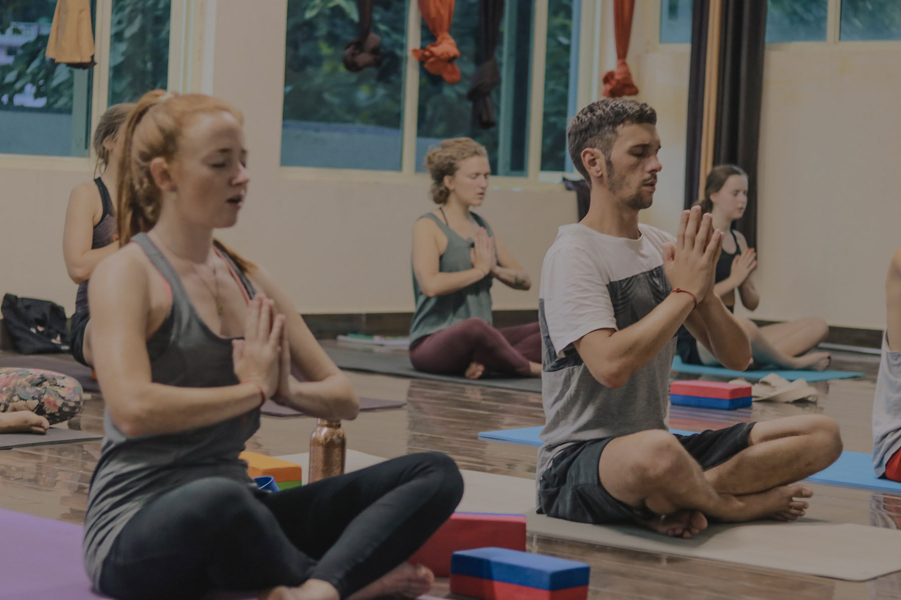 Aerial Yoga-lerarenopleiding – 25 feb t/m 28 feb 2027