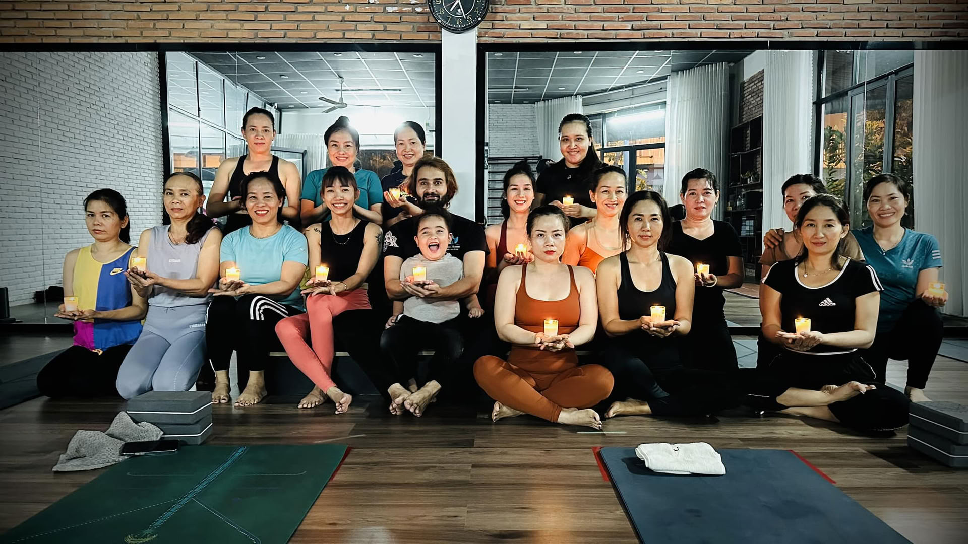 200-uurs yogadocentenopleiding bij Yoga Home School