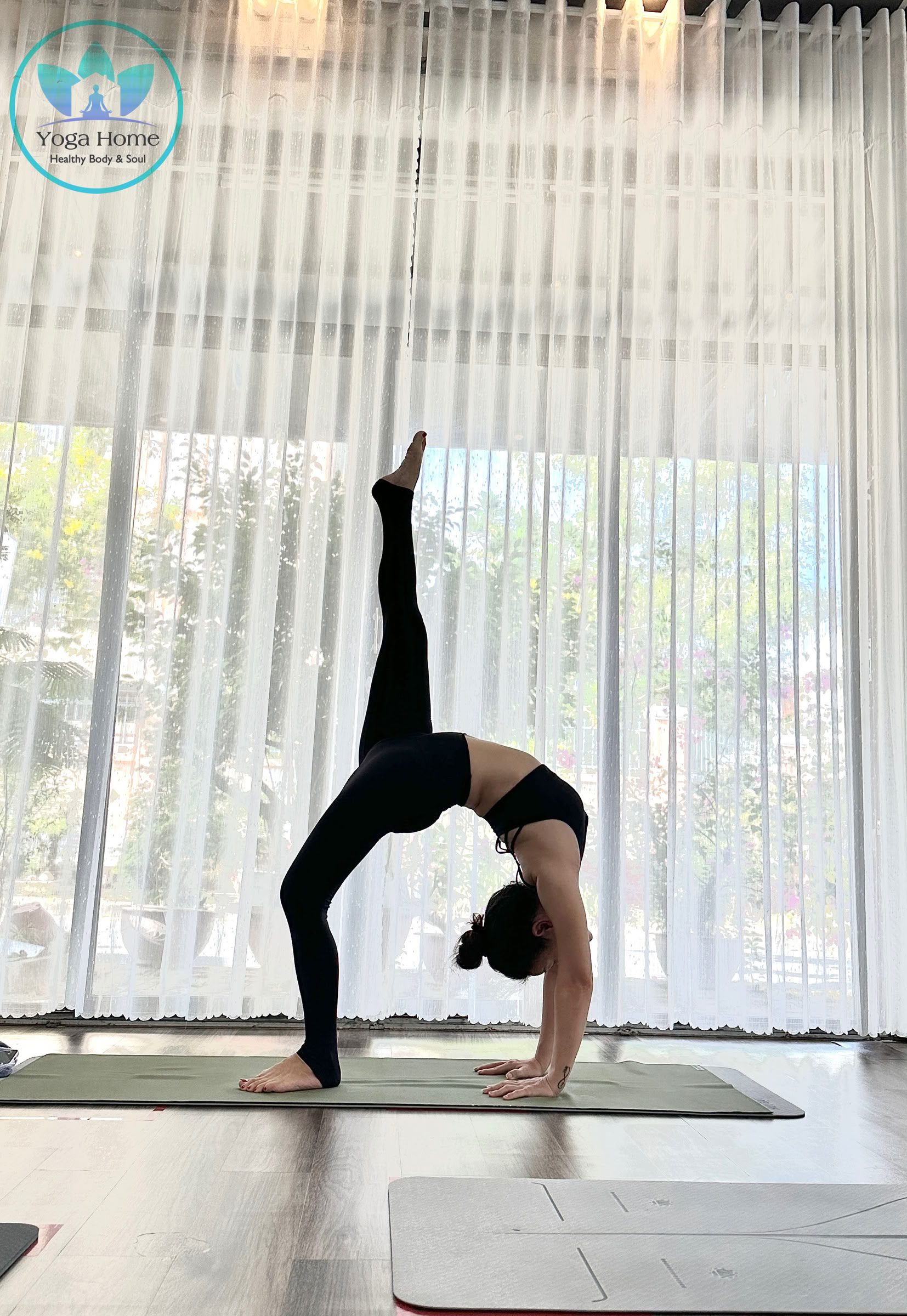 200-uurs yogadocentenopleiding bij Yoga Home School