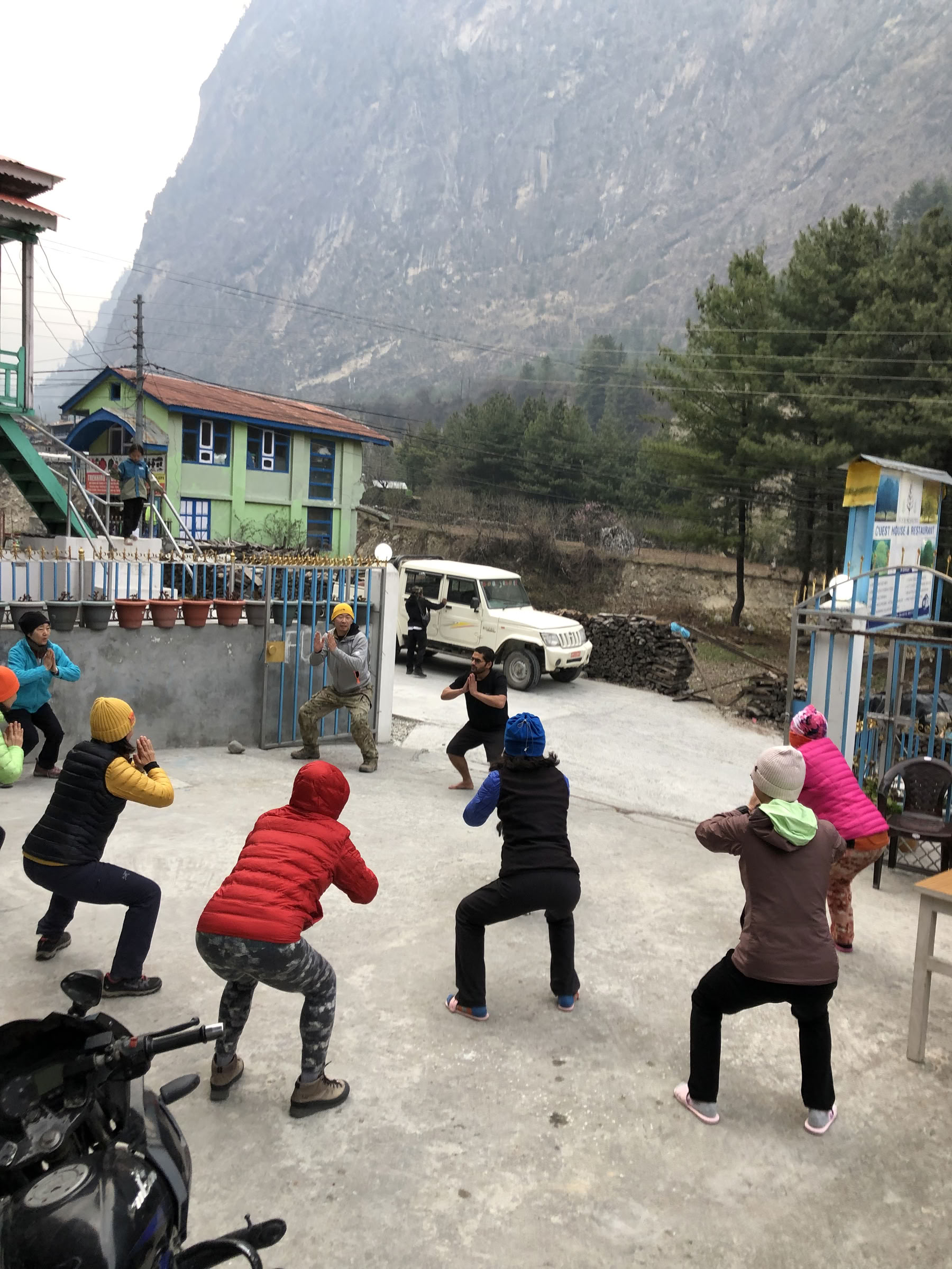 Trekking in Nagarkot in Nepal met yoga