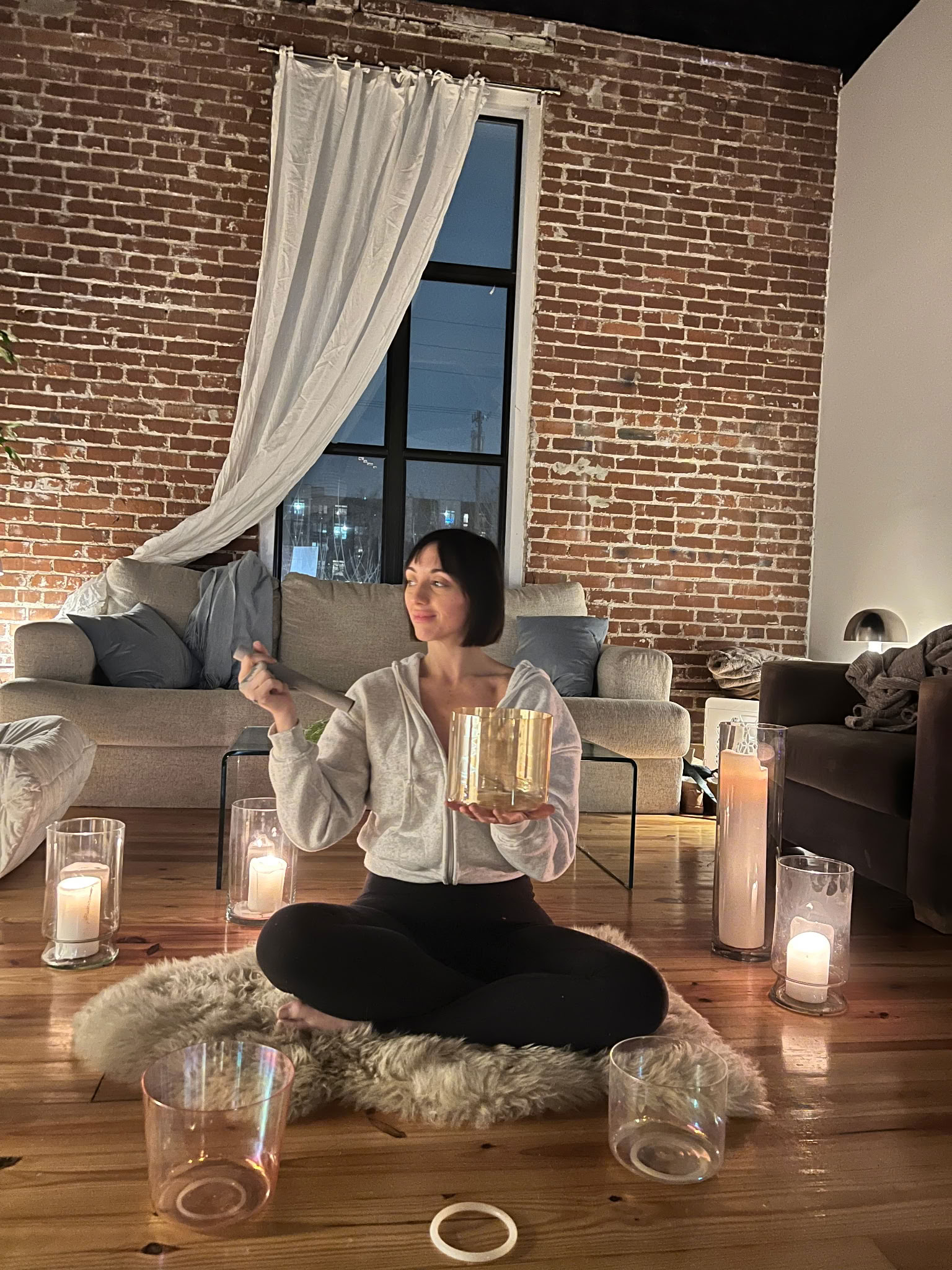 Langzame Flow Yoga bij The Grove at Whites Creek