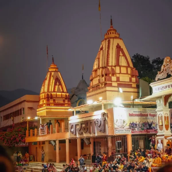 100-uurs yogadocentenopleiding in Rishikesh