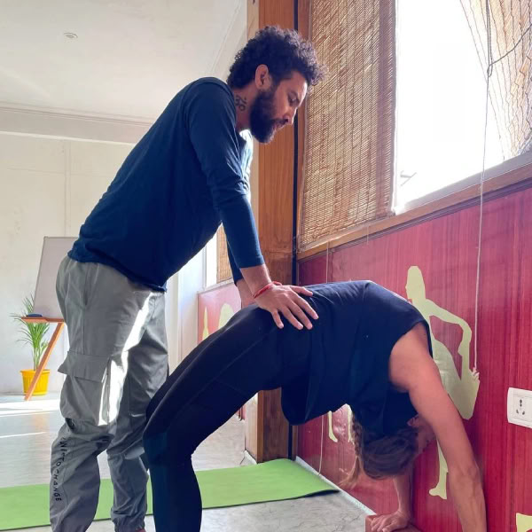 100-uurs yogadocentenopleiding in Rishikesh