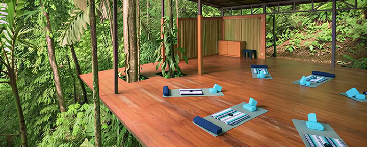 Troost in yogaretreat met Elena