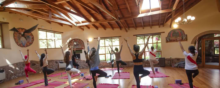 Peru Yoga Retraite, Wandelen bij Machu Picchu & Regenboogbergen