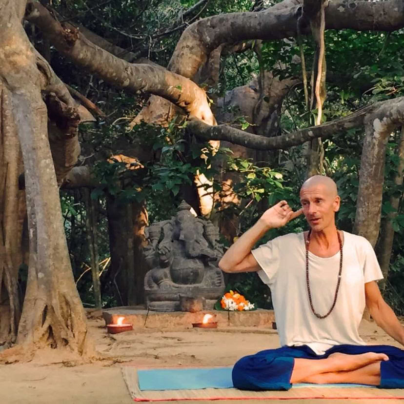 James de Maria - Bewuste Yoga Flow