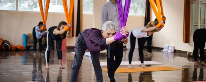 Aerial Yoga-docentenopleiding in Rishikesh, India