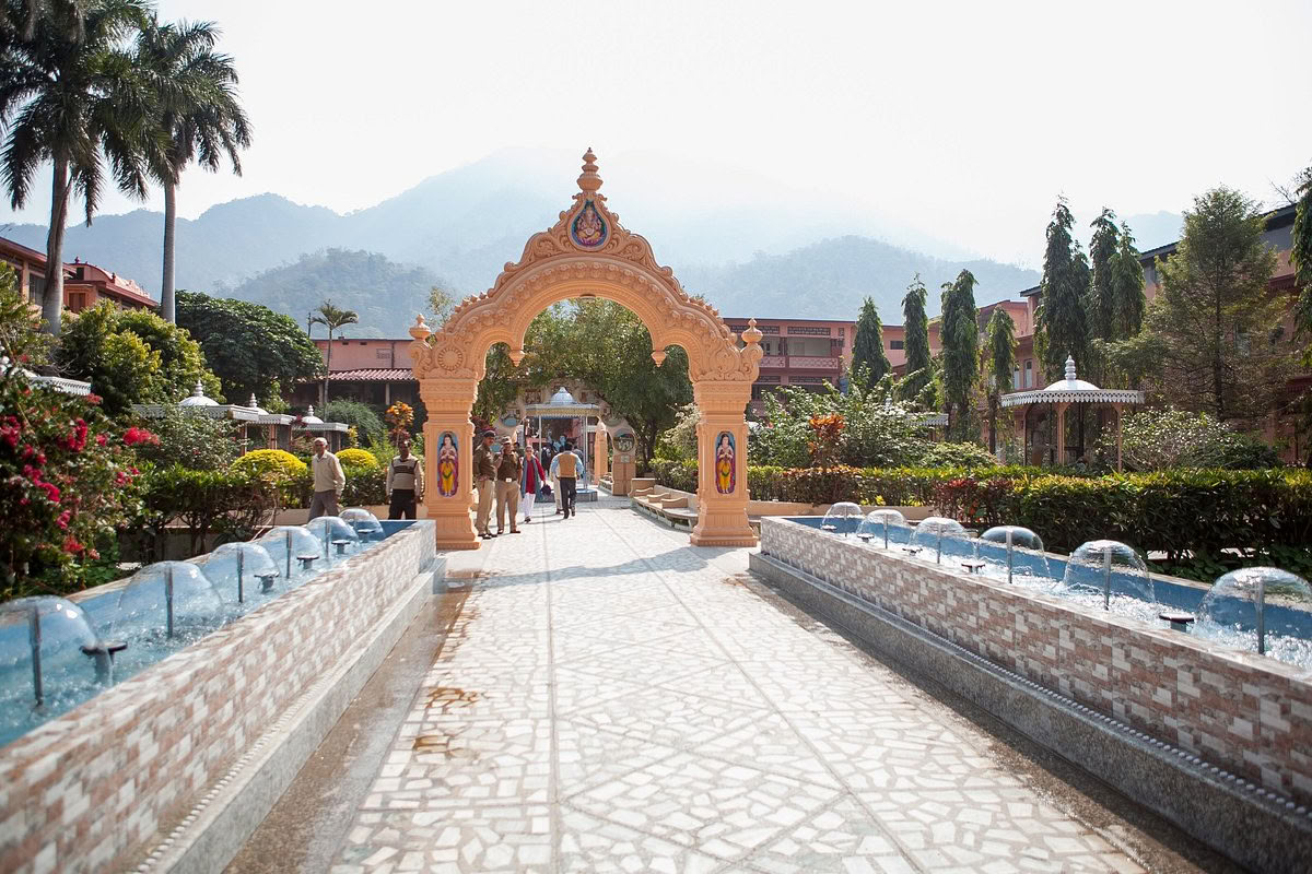 200-uurs Hatha Vinyasa yogadocentenopleiding