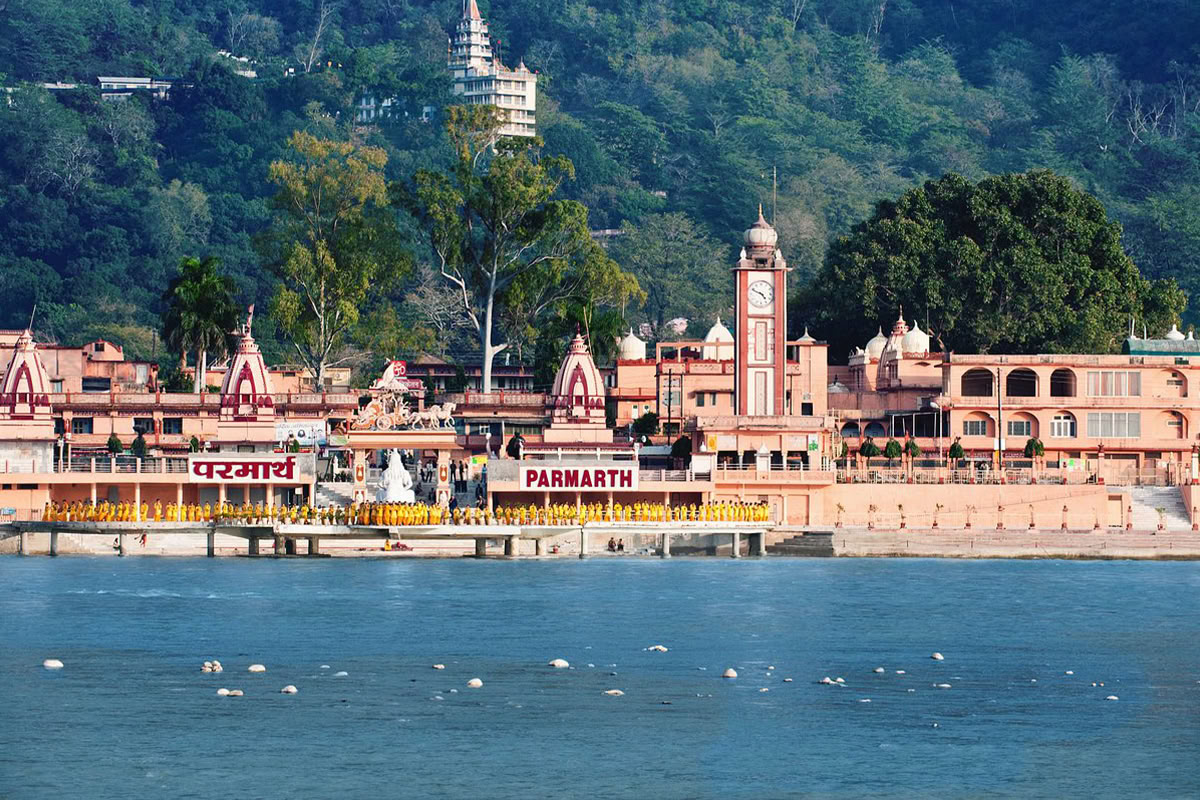 200-uurs Hatha Vinyasa yogadocentenopleiding