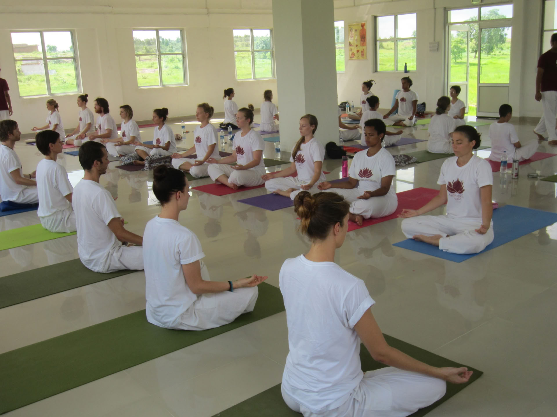 Leg een stevige basis: 200-urige yogacertificering in India 2026