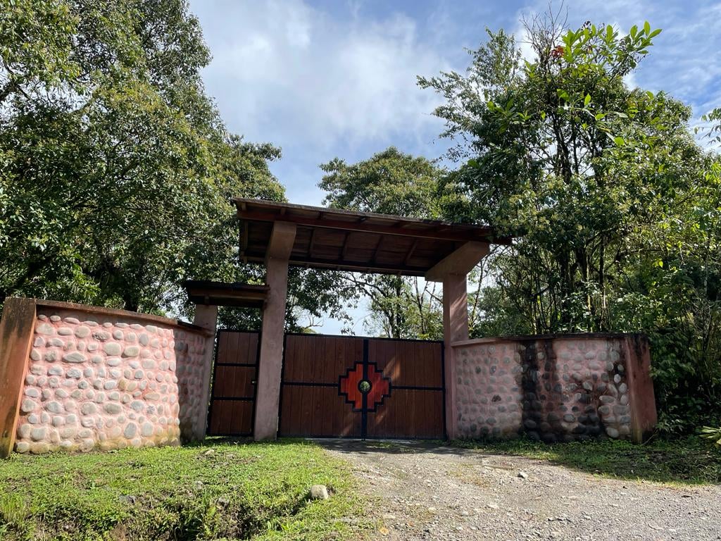 Hayulima: Spirituele en plantmedicijn-retreats