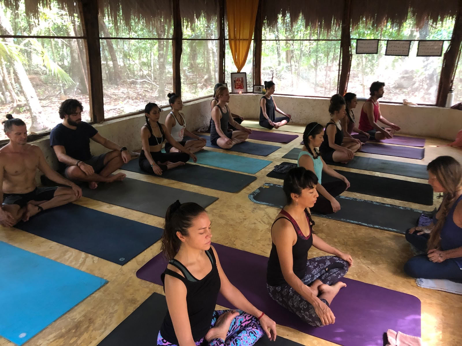 Eén Adem van Yoga Ashram