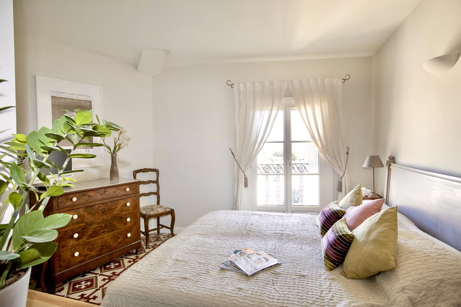 Cinq & Sept Gay Resort