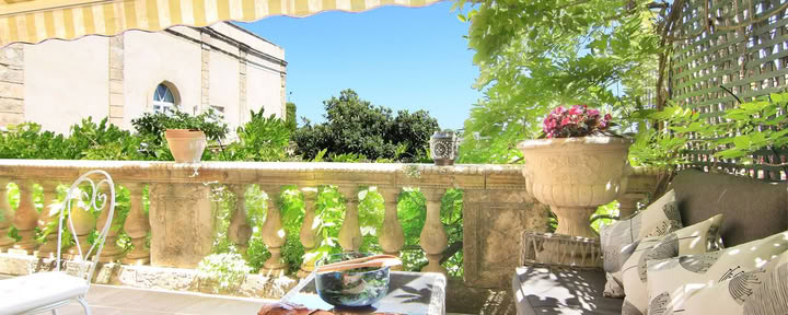 Cinq & Sept Gay Resort