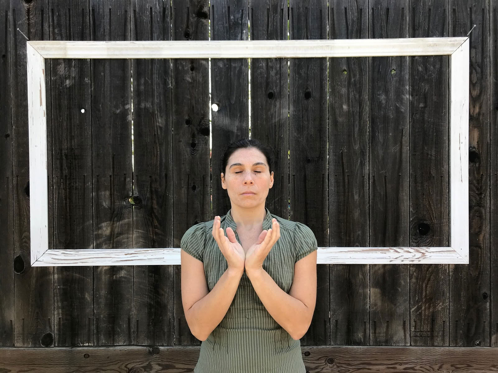 Sierra Laurel Yoga