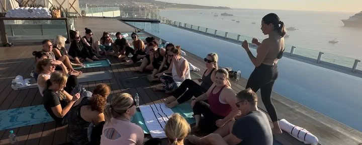 Baja Moon Yoga – Cabo Yoga Shala · Vrijgezellenfeest Zakelijk Privé Ontspanning