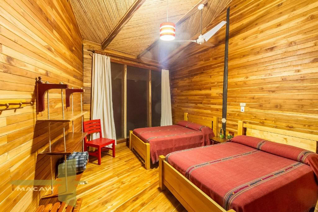 Macaw Lodge